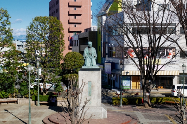 渋沢栄一の像